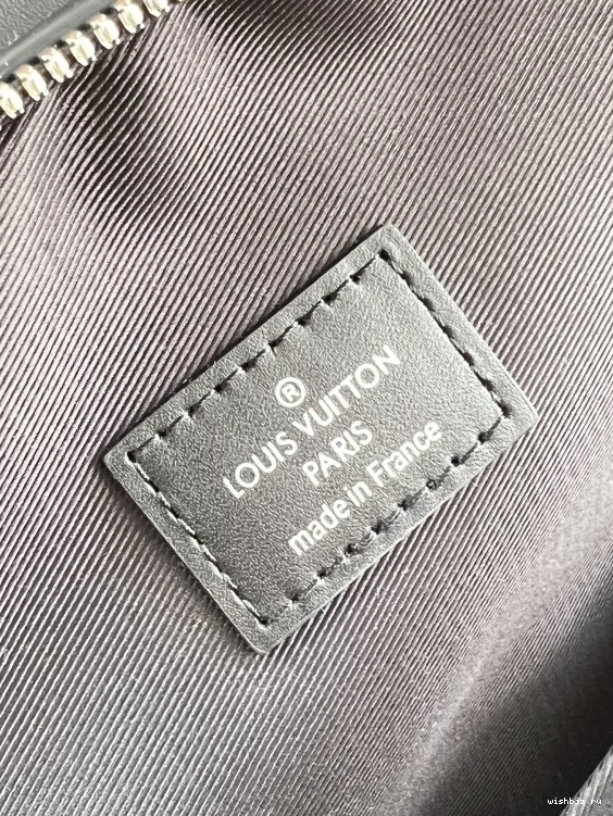 WIS Avenue VUITTON NM LOUIS Slingbag 0131